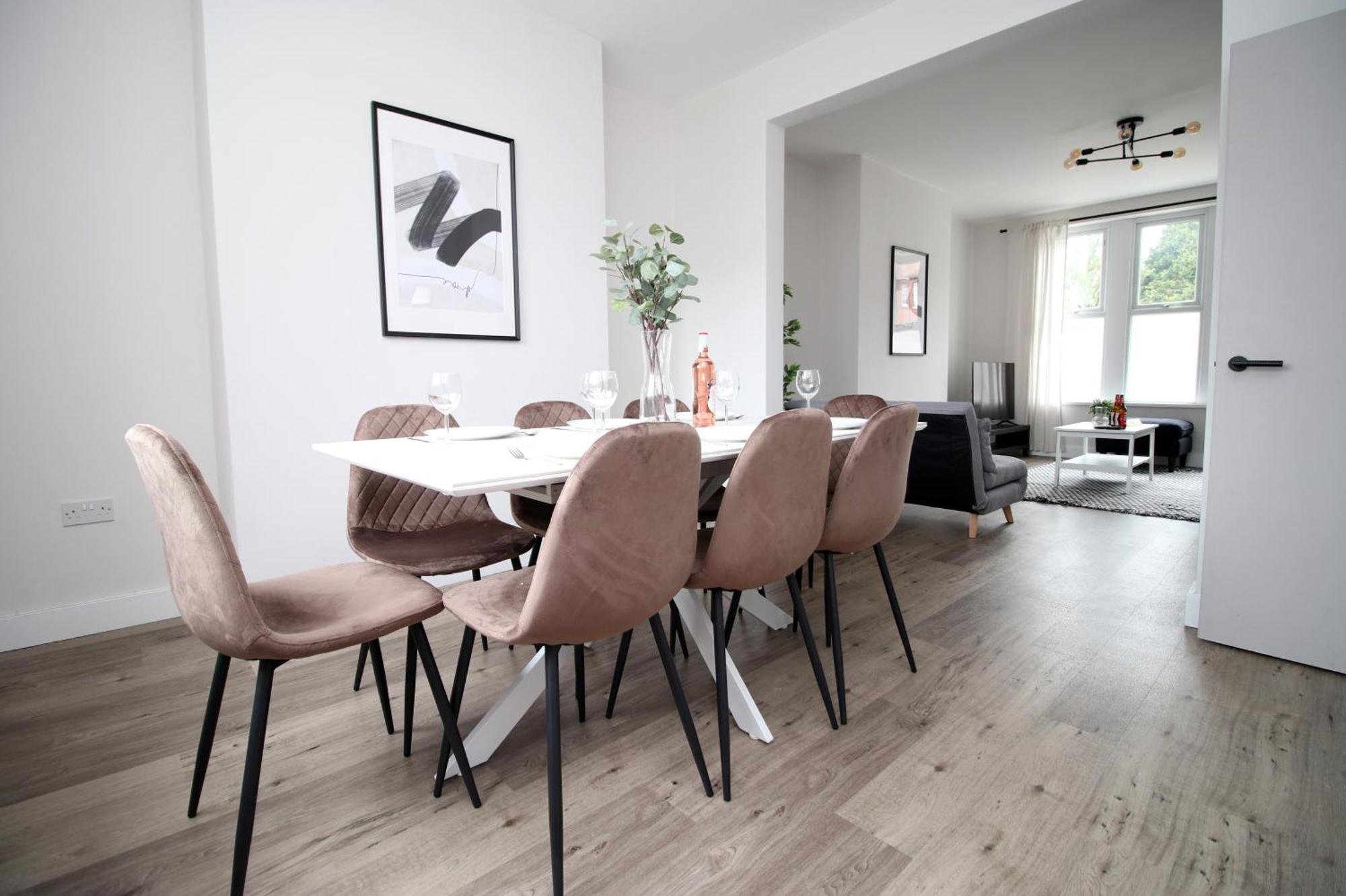 Large 5 Bedroom House - Harlequin Gardens By Ty Sa Cardiff Exteriör bild