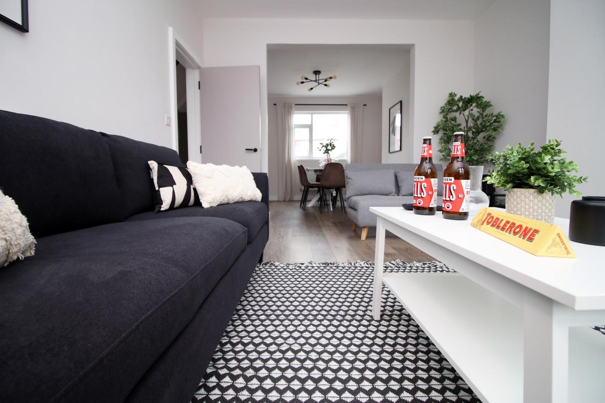 Large 5 Bedroom House - Harlequin Gardens By Ty Sa Cardiff Exteriör bild